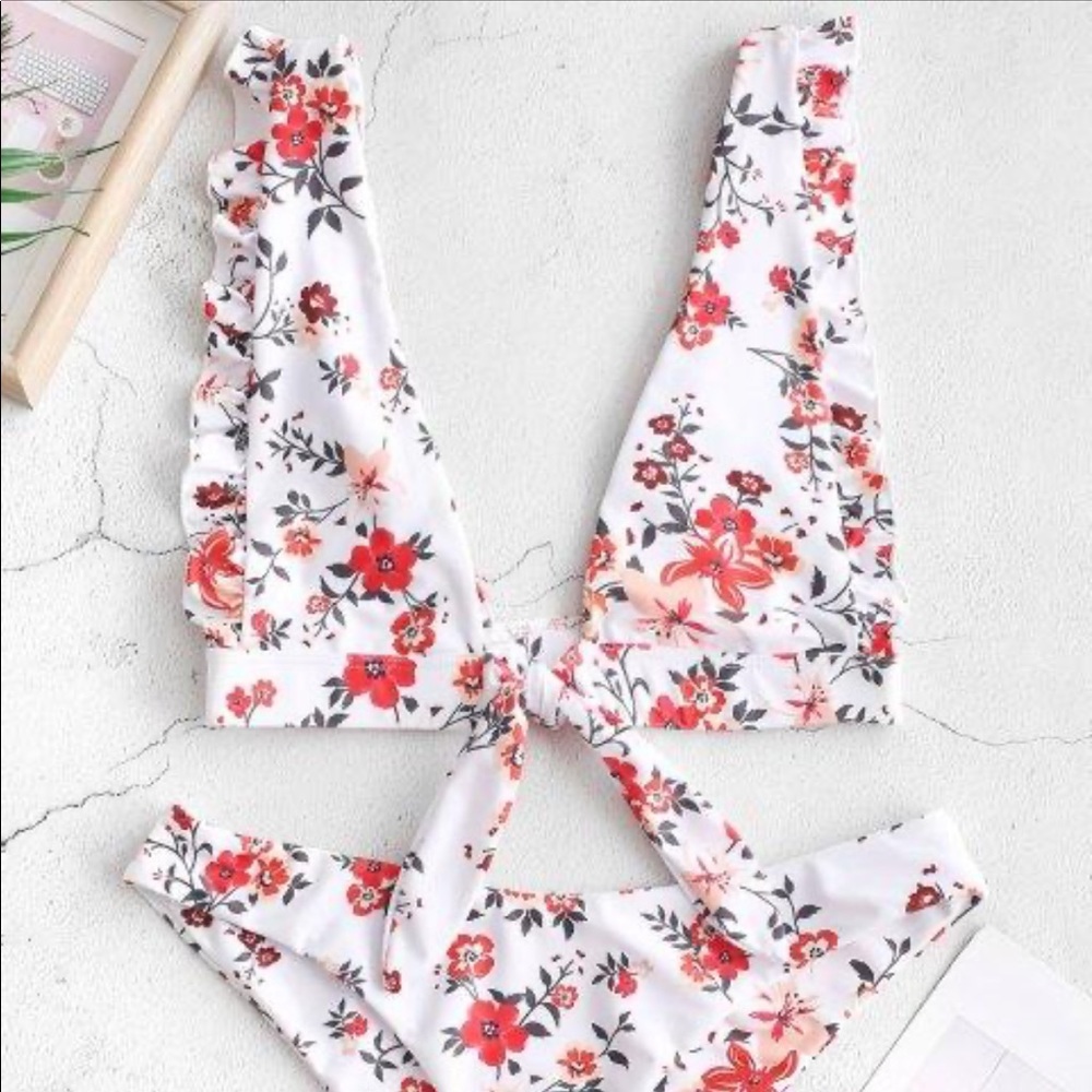 Floral high leg white bikini Zaful